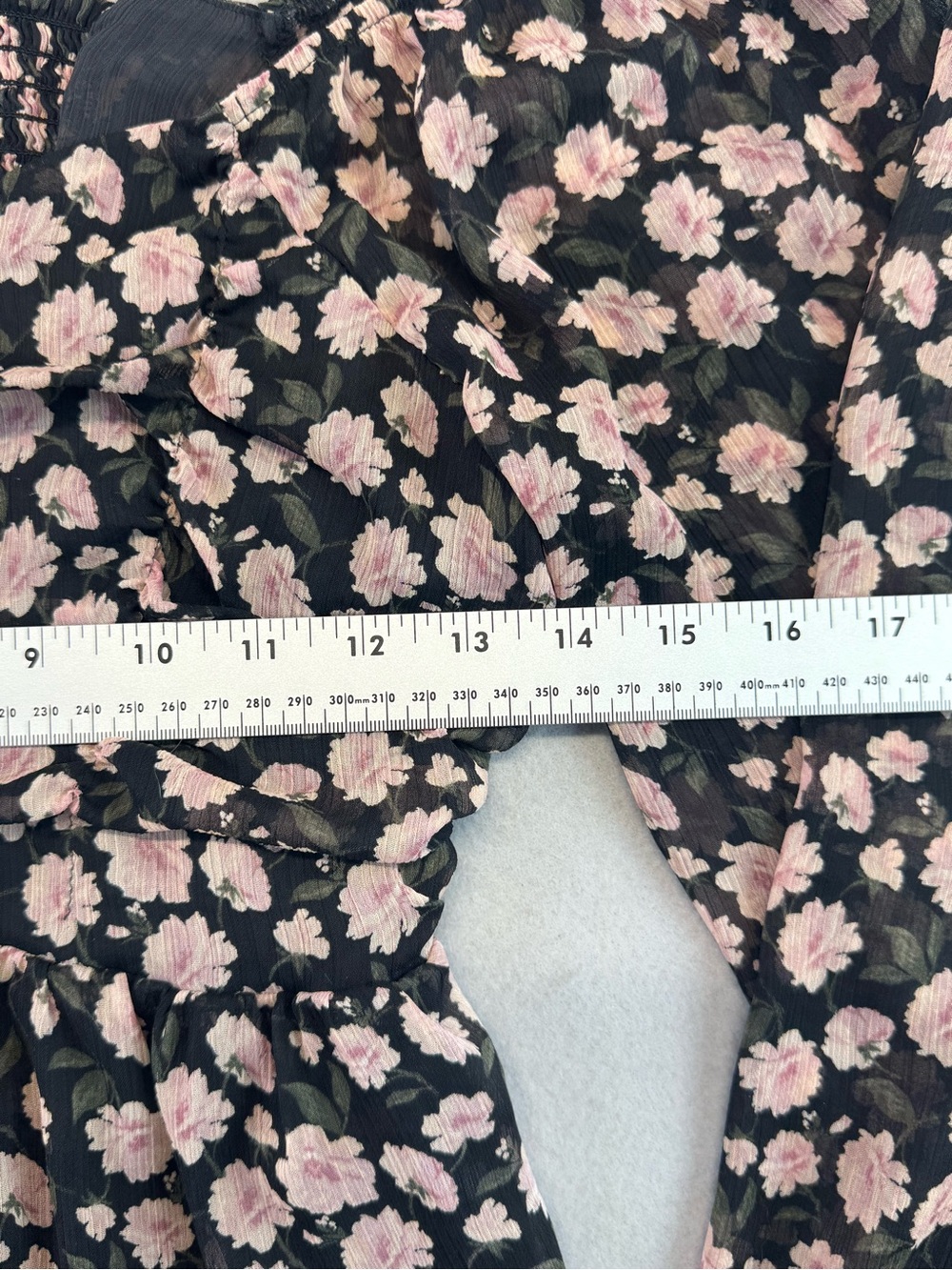 American Eagle Floral Off-Shoulder Peasant Top - Black with Pink Flowers, Medium - Picture 3 of 7